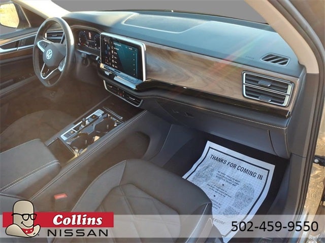 2025 Volkswagen Atlas 2.0T SE w/Technology