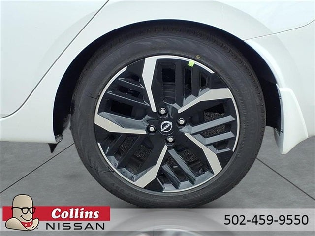 2025 Nissan Versa SR