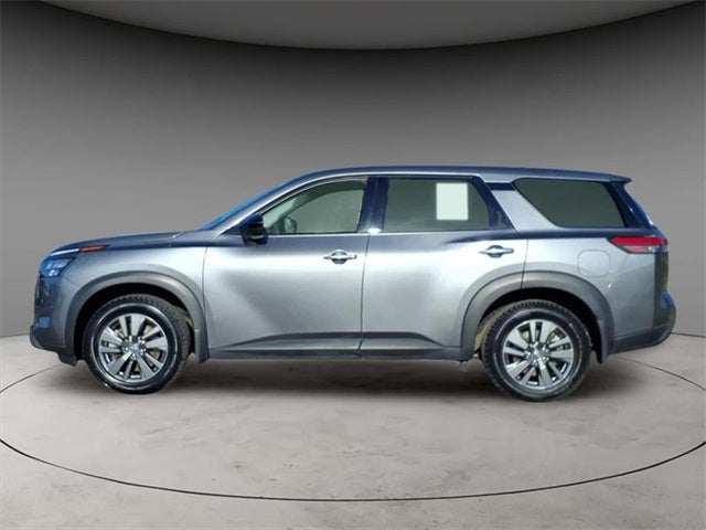 2024 Nissan Pathfinder S