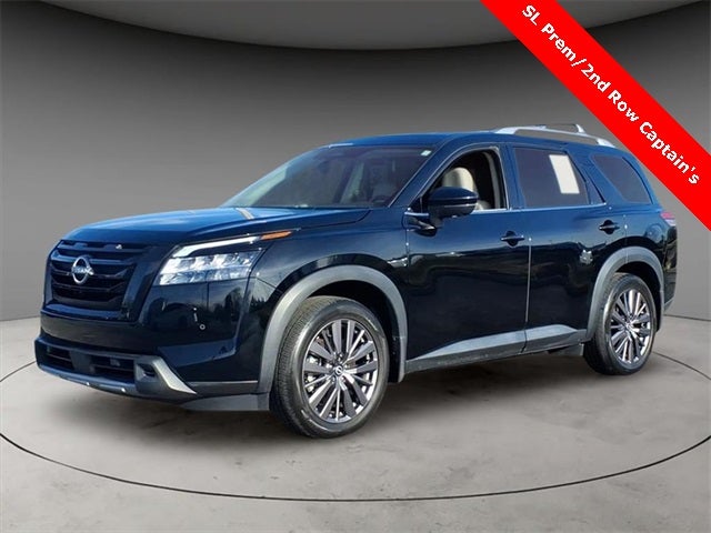 2023 Nissan Pathfinder SL