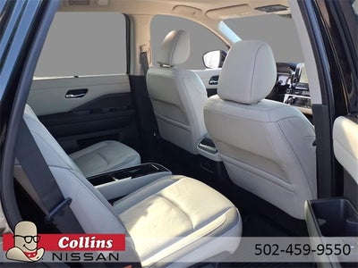 2023 Nissan Pathfinder SL