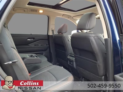 2025 Nissan Pathfinder Platinum