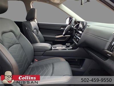 2025 Nissan Pathfinder Platinum