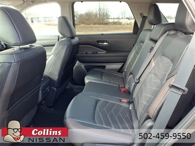 2024 Nissan Pathfinder Platinum