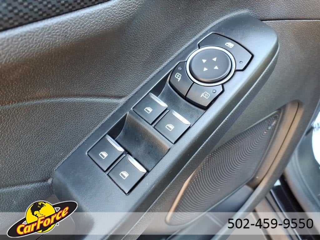 2025 Ford Escape Hybrid ST-Line