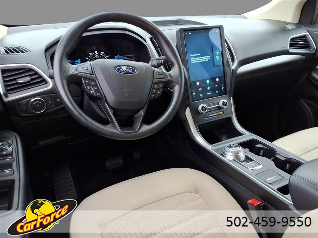 2022 Ford Edge SE