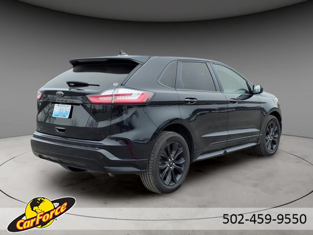 2022 Ford Edge SE