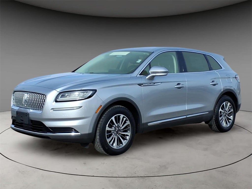 2022 Lincoln Nautilus Standard