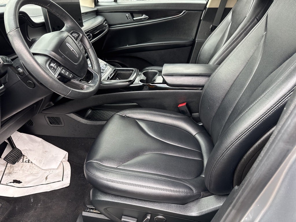 2022 Lincoln Nautilus Standard