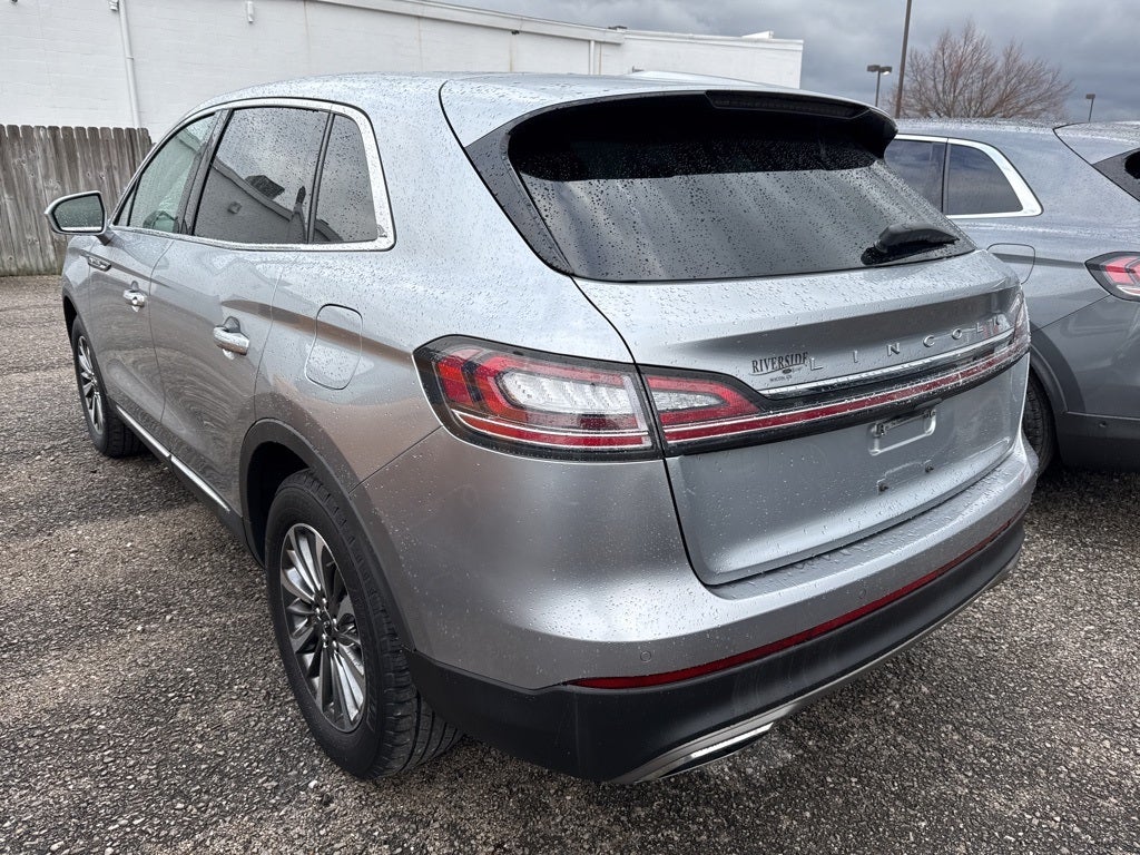 2022 Lincoln Nautilus Standard