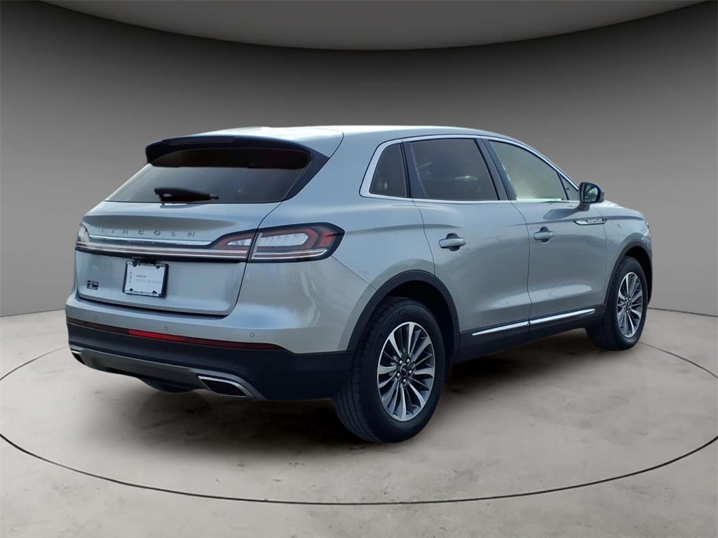 2022 Lincoln Nautilus Standard