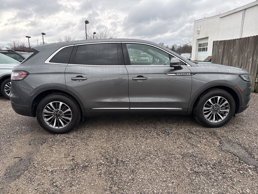 2022 Lincoln Nautilus Reserve