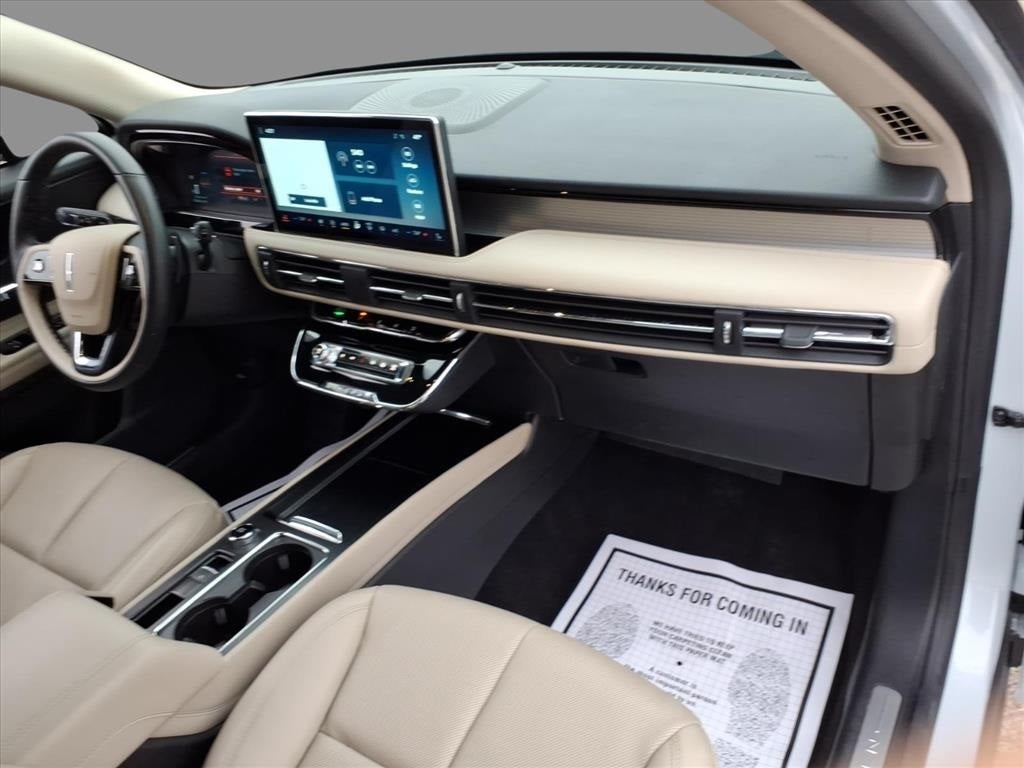 2025 Lincoln Corsair Premiere