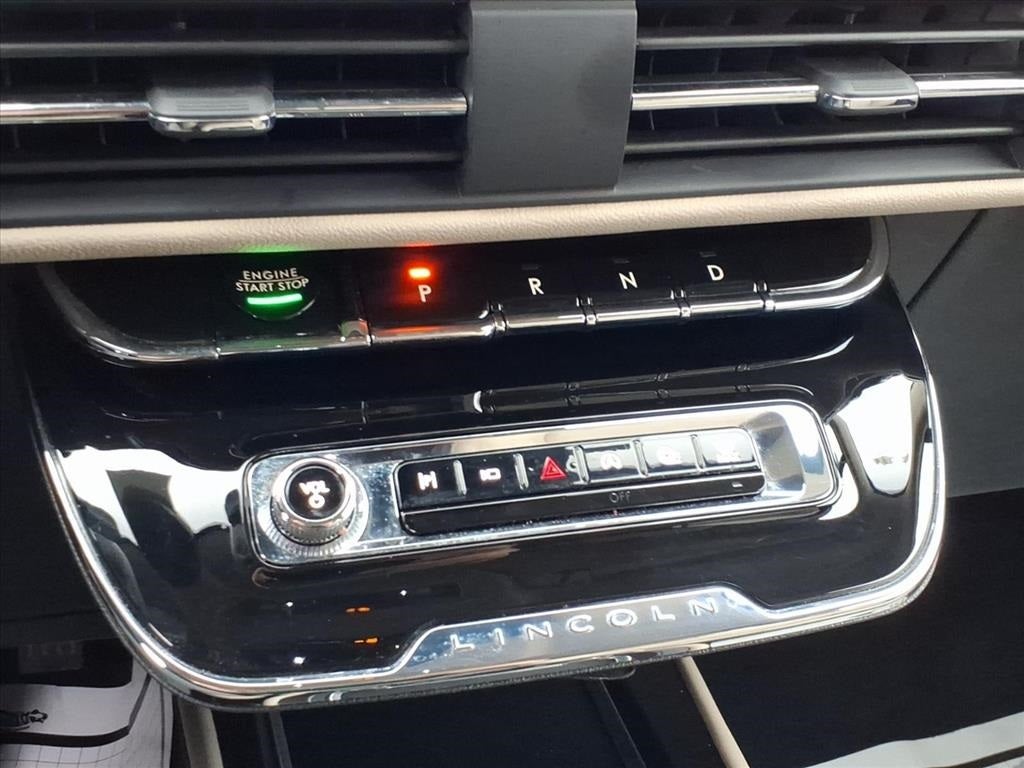 2025 Lincoln Corsair Premiere