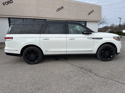 2022 Lincoln Navigator L Black Label