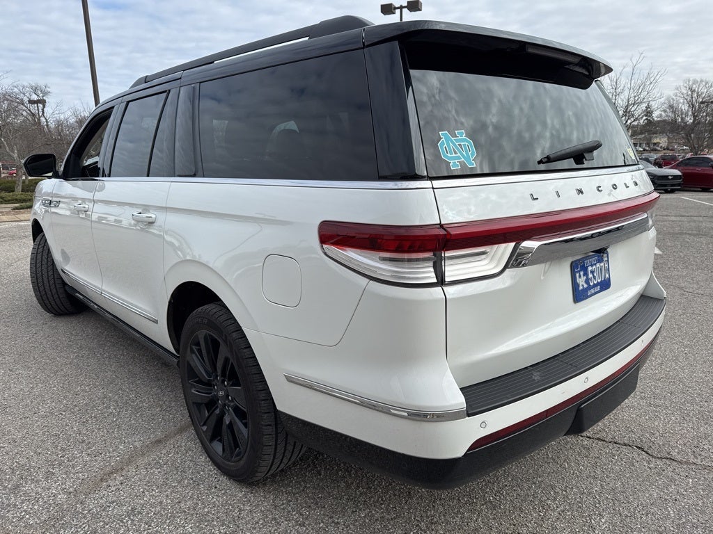2022 Lincoln Navigator L Black Label
